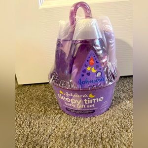Johnson’s Sleepy Time Baby Gift Set